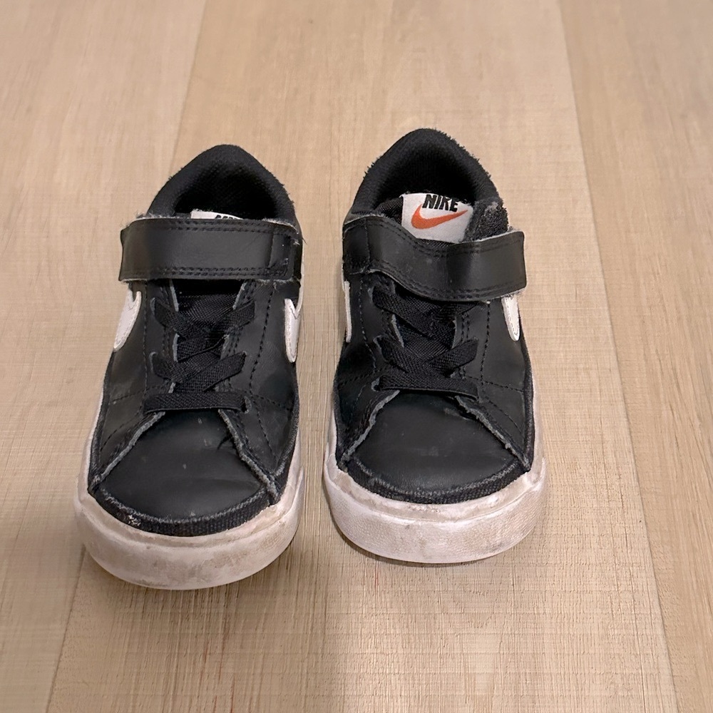 Toddler Nike shoes